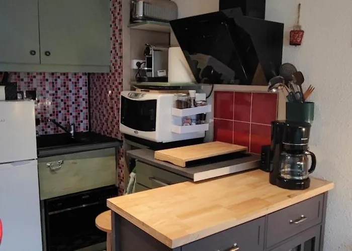 Zoloubat Au La Pierre St Martin شقة